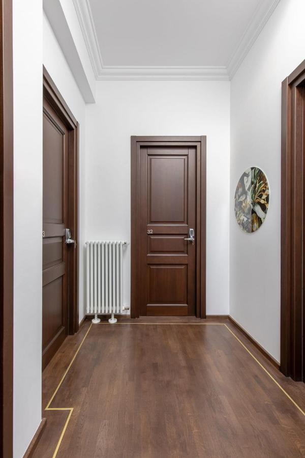 Holt Old Town Luxury Suites Bucarest Exterior foto